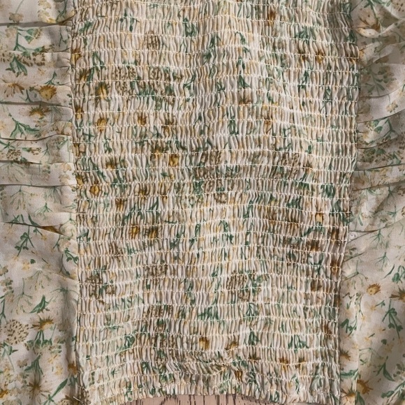 H&M Floral Ruched Top - Picture 5 of 7